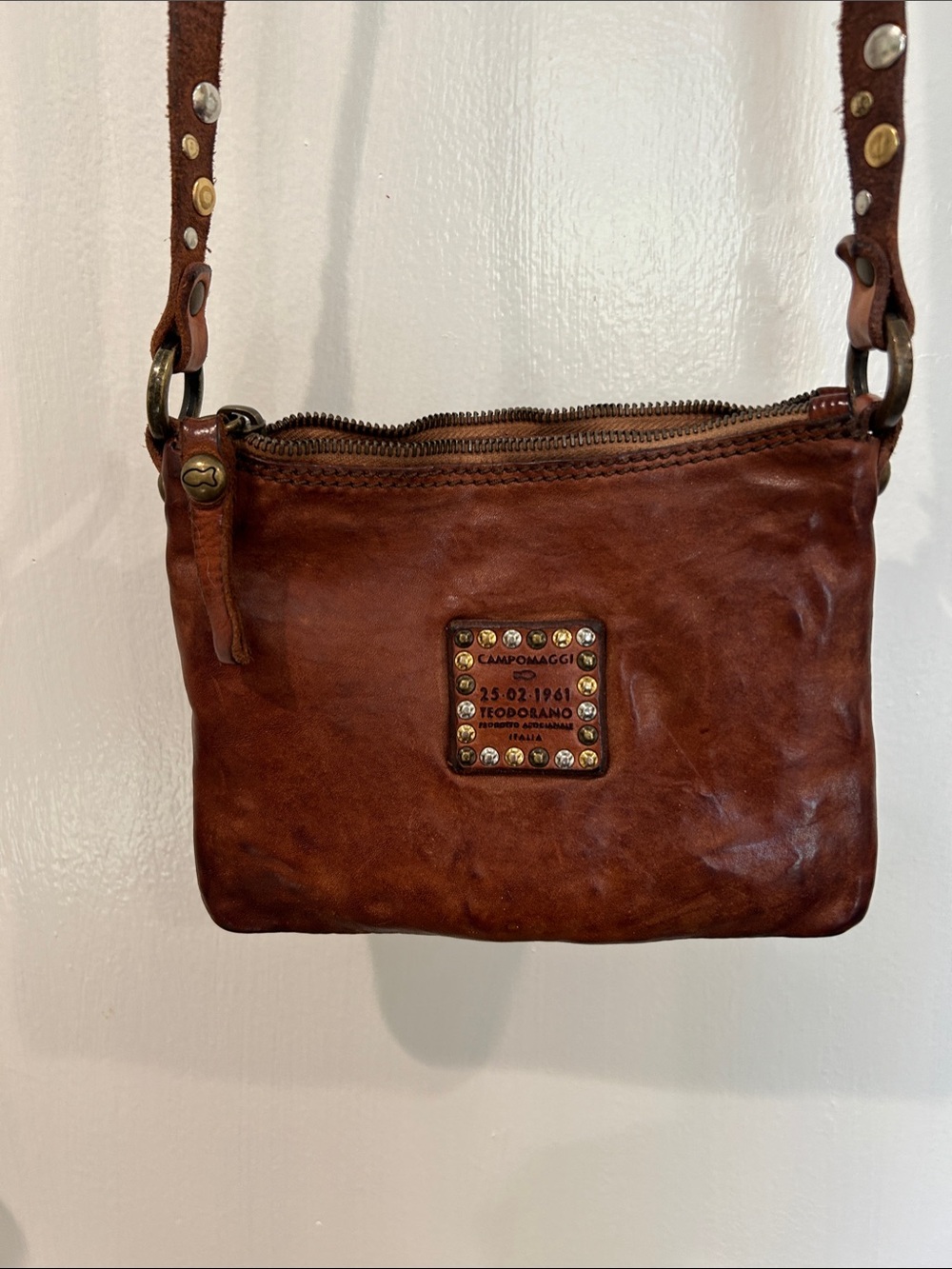 Campomaggi Distressed Chestnut Brown Leather Crossbody with Studded Logo